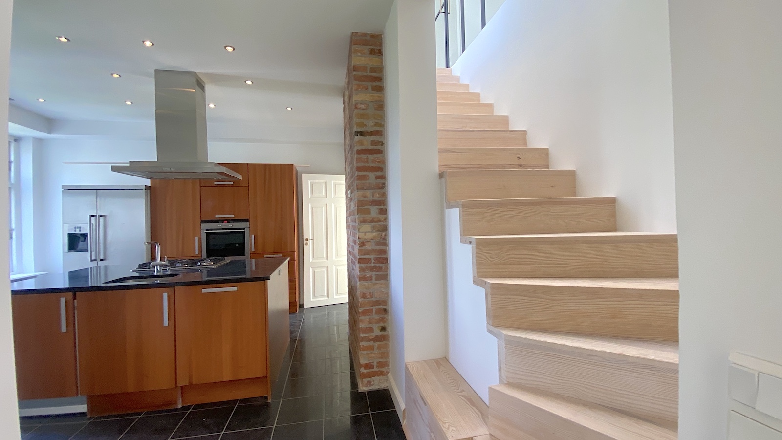 Falkoner Alle 57, 4. Tv. - Luxury Penthouse Rentals In Frederiksberg Denmark